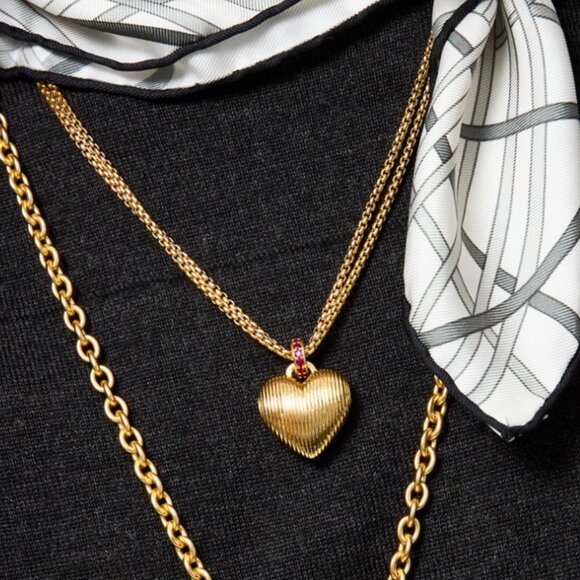 Roxanne Assoulin The Mini Florentine Heart Pendant Necklace - Picture 1 of 4